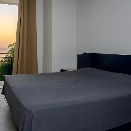 Summer Bay By Ch 2* Agios Gordios (Corfu)